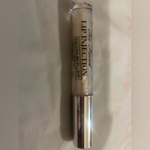 Too Faced Maximum Plump Gloss - Shimmering Silver